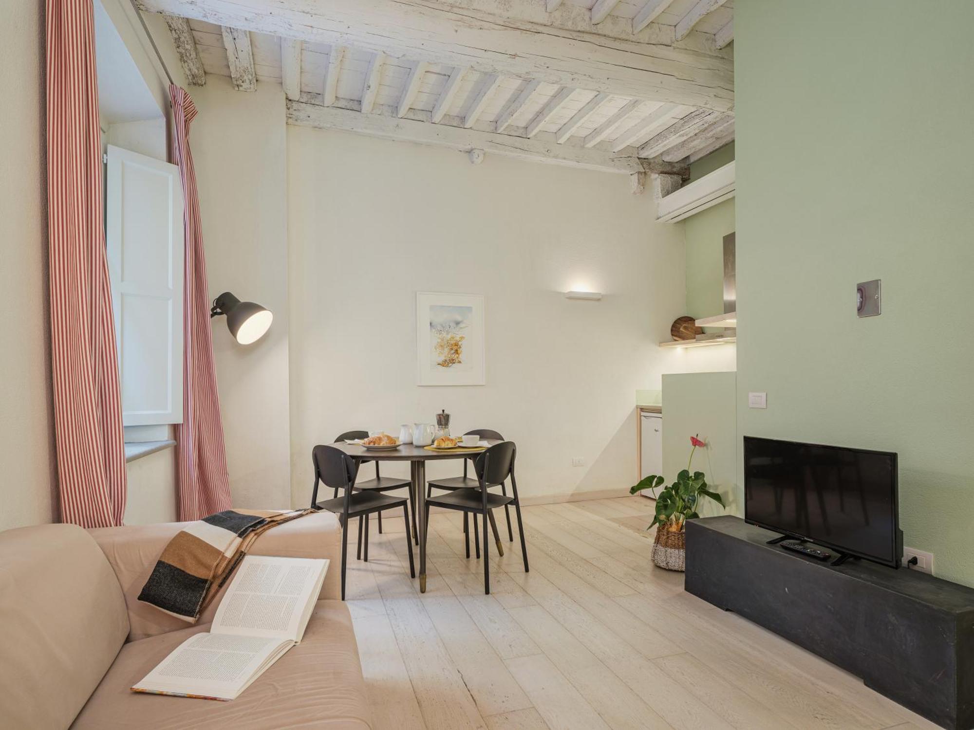 Residenza Degli Artisti Apartments لوكا المظهر الخارجي الصورة