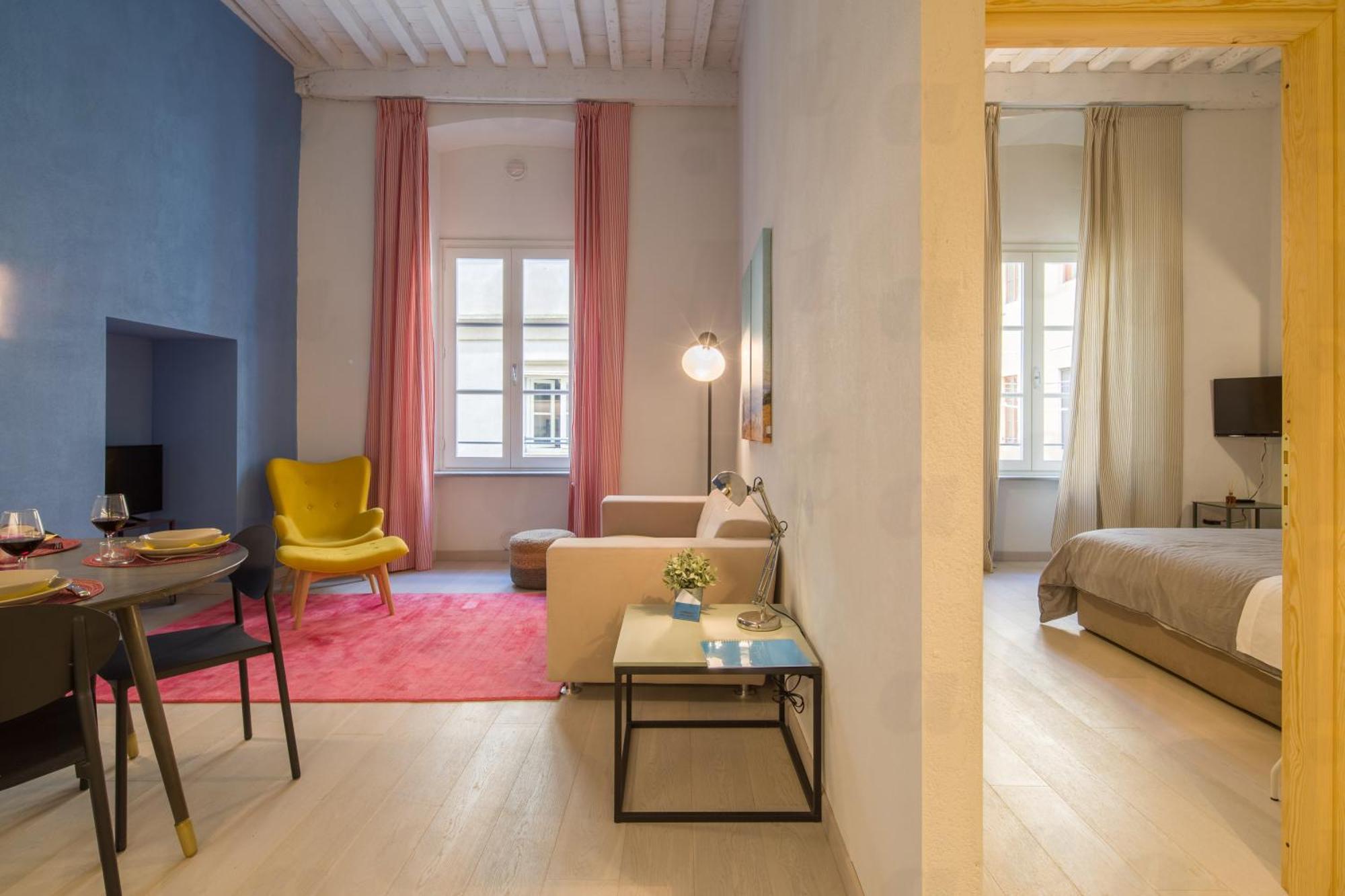Residenza Degli Artisti Apartments لوكا المظهر الخارجي الصورة